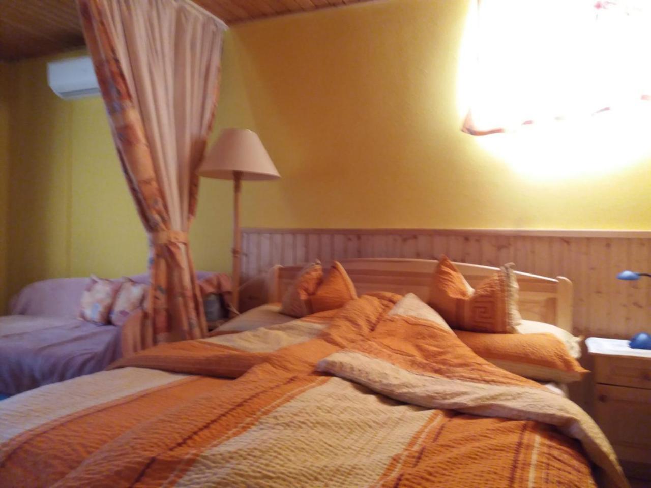 Anna Apartman Heviz Exterior photo